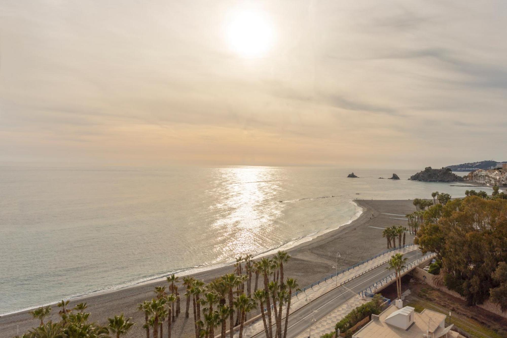 Almuñécar 1003 - Seafront Apartment On El Paseo - Air Conditionning - Wi-Fi - Smart Tv מראה חיצוני תמונה