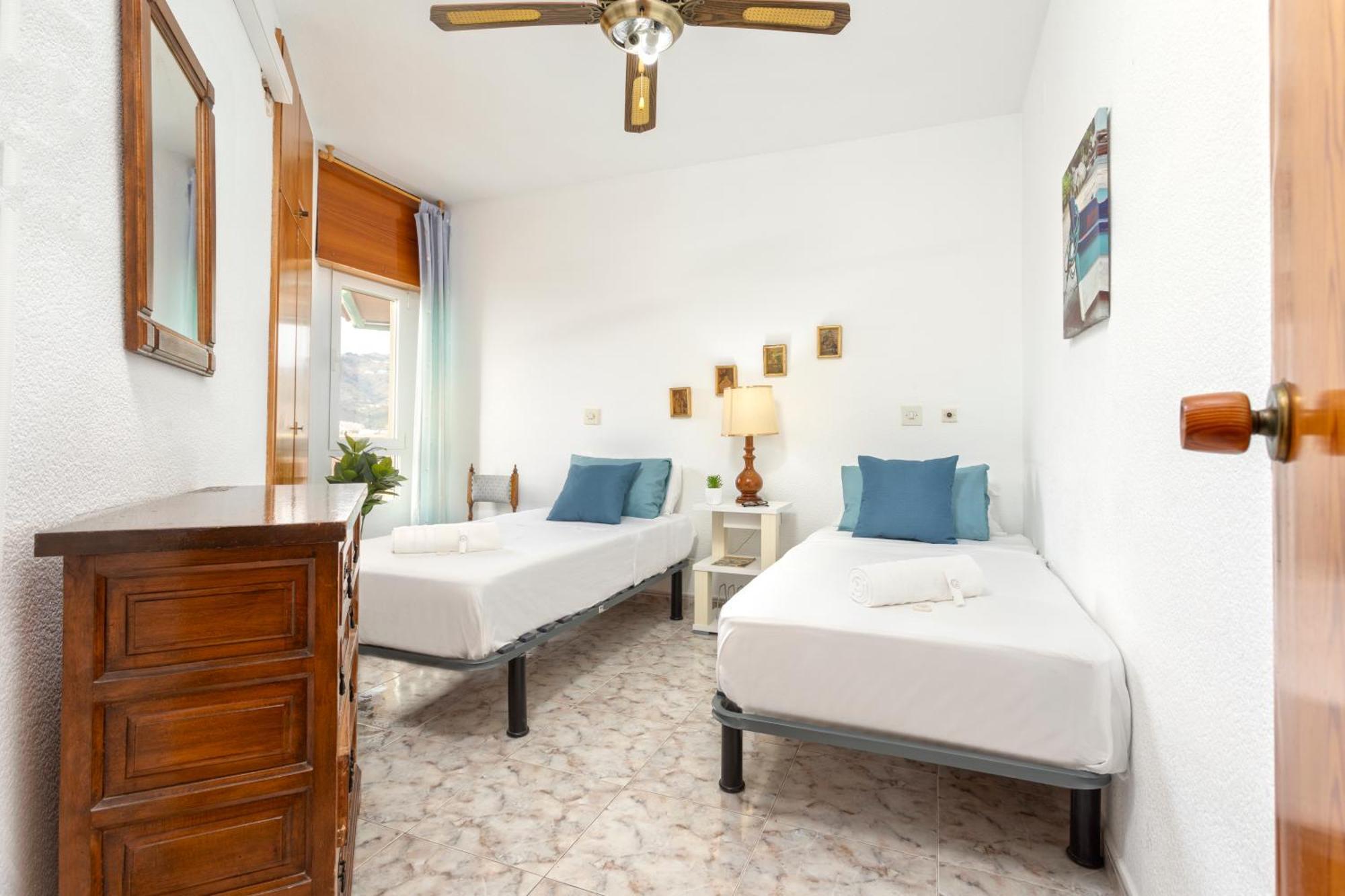 Almuñécar 1003 - Seafront Apartment On El Paseo - Air Conditionning - Wi-Fi - Smart Tv מראה חיצוני תמונה